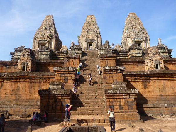 Grand Tour - Banteay Srei Temple